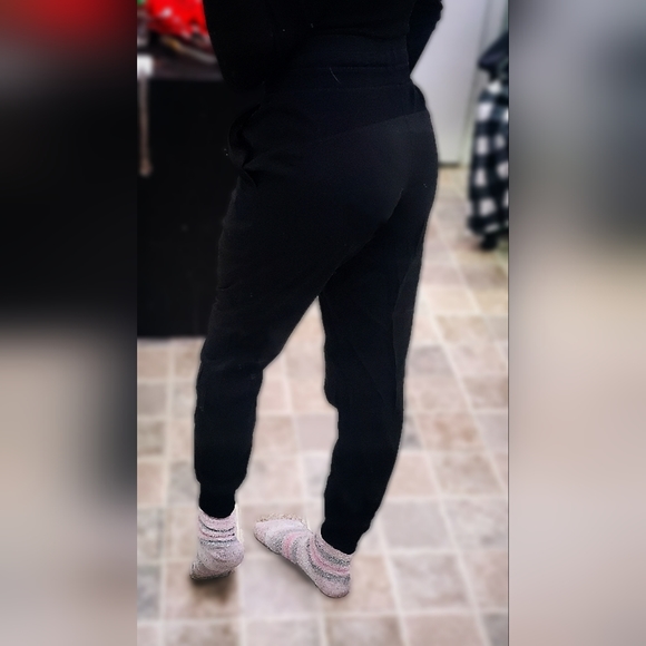 Lululemon Dance Studio Mid-Rise Jogger Full Length - Picture 5 of 5